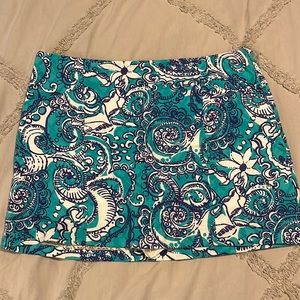 Lilly Pulitzer skort size 8